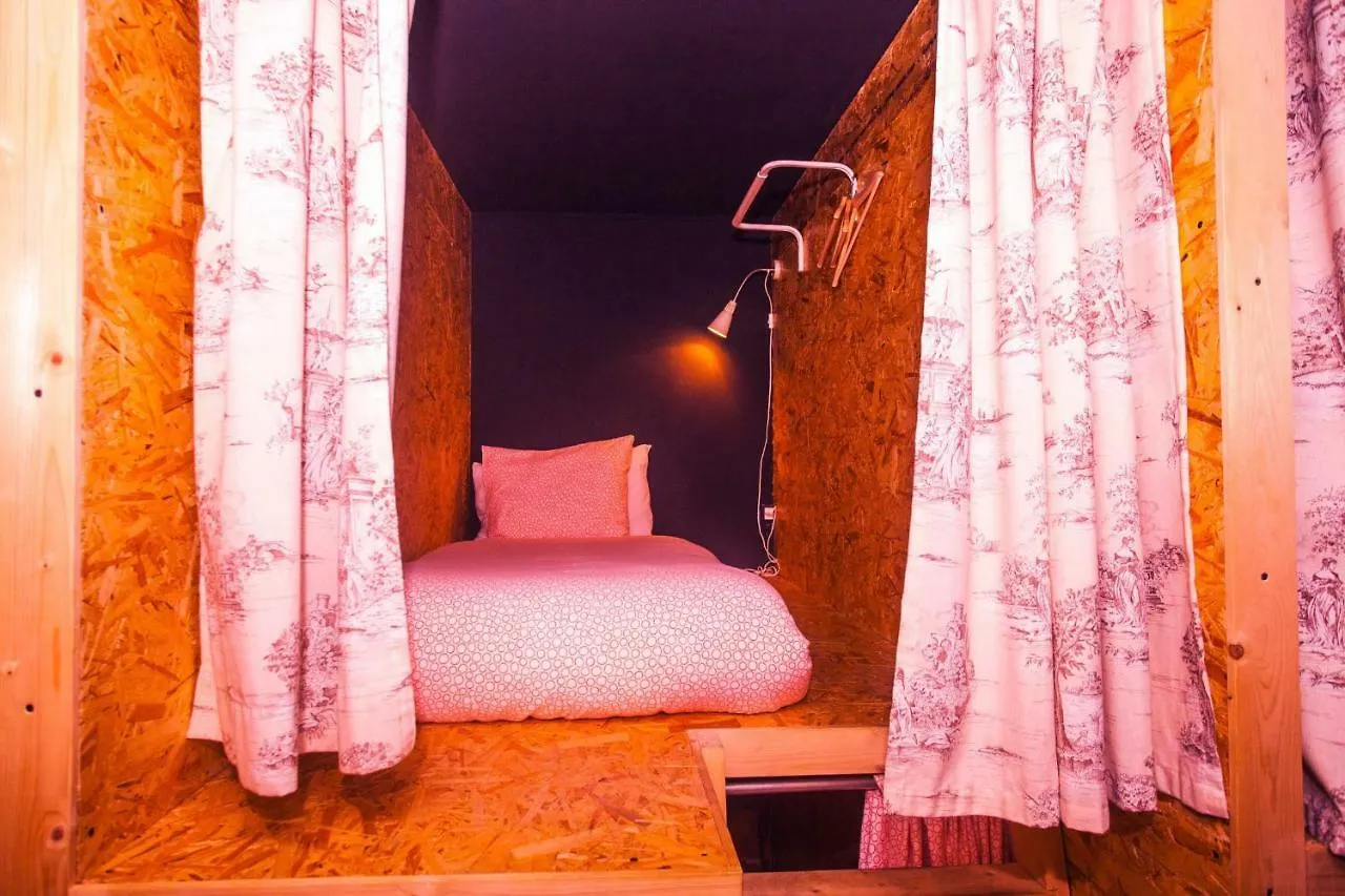 Sky Beds Lisbon Hostel 0*,
