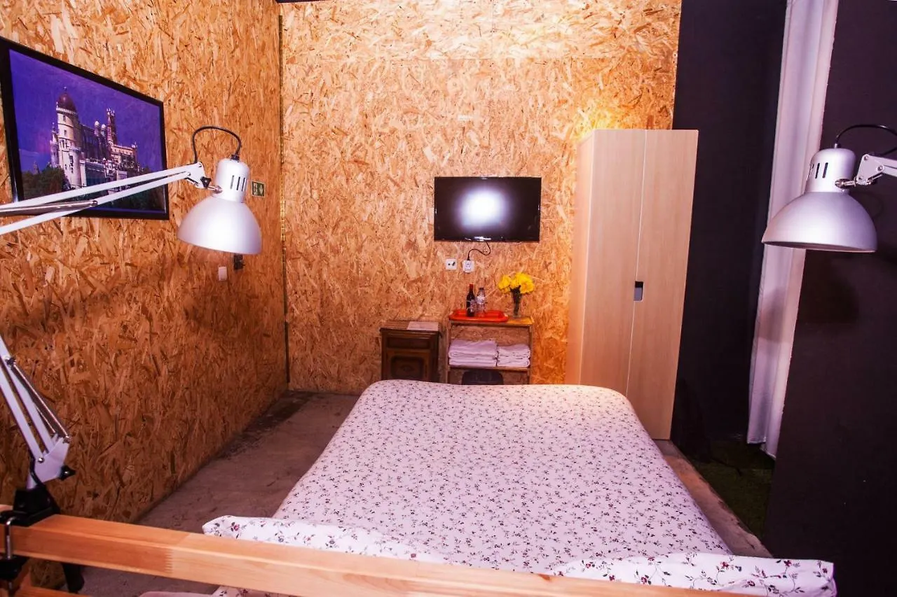 Sky Beds Lisbon Hostel