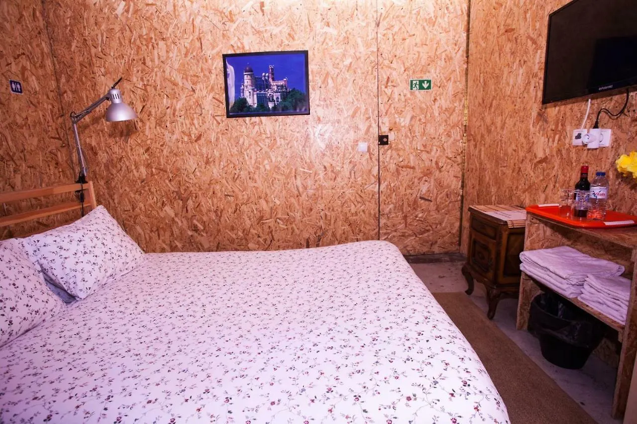 Sky Beds Lisbon Hostel